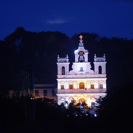 Treehouse Neptune Hotel Panaji Bagian luar foto