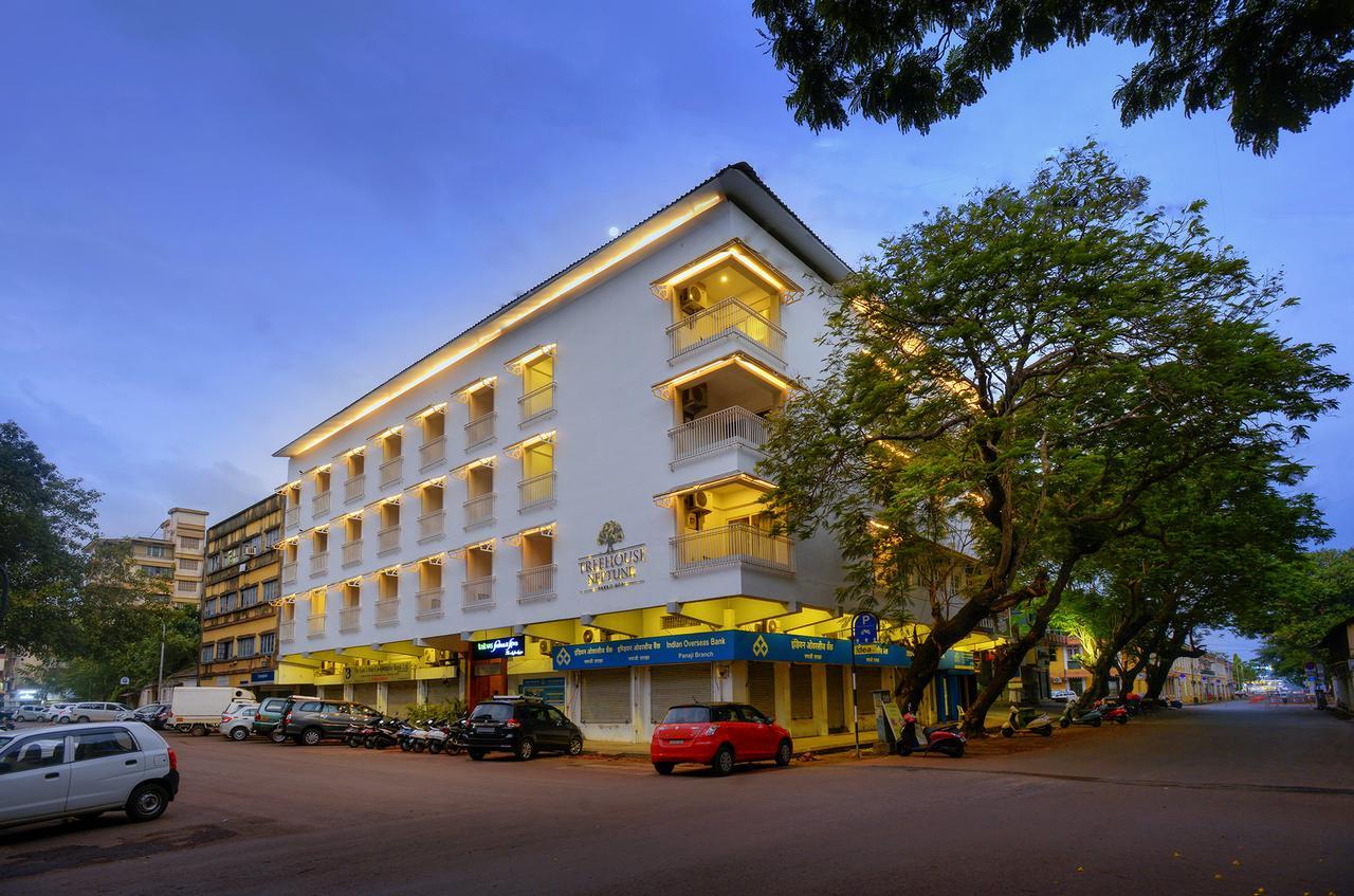 Treehouse Neptune Hotel Panaji Bagian luar foto